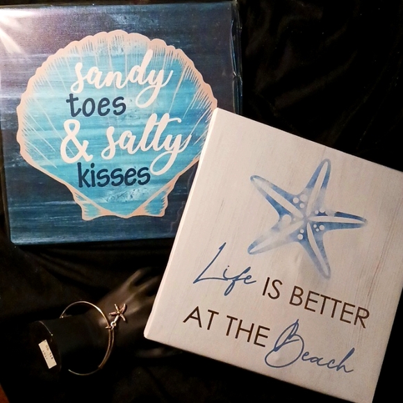 Beachy Canvas Wall Hangings and Beachy Charm Bracelet Bangle - Picture 1 of 7